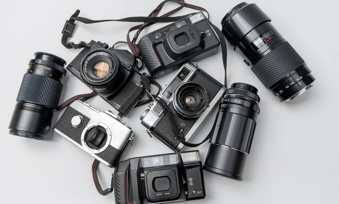 フィルムカメラとレンズ一式